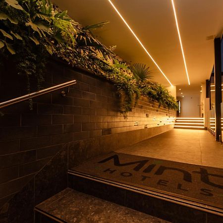Mint Hotel 84 On Katherine Joanesburgo Exterior foto